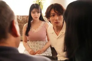 Nhờ cô vợ thằng bạn đóng giả làm cô bạn gái để ra mắt gia đình nhưng rồi lại trả bài luôn vợ yêu bạn Nhờ cô vợ thằng bạn đóng giả làm cô bạn gái để ra mắt gia đình nhưng rồi lại trả bài luôn vợ yêu bạn